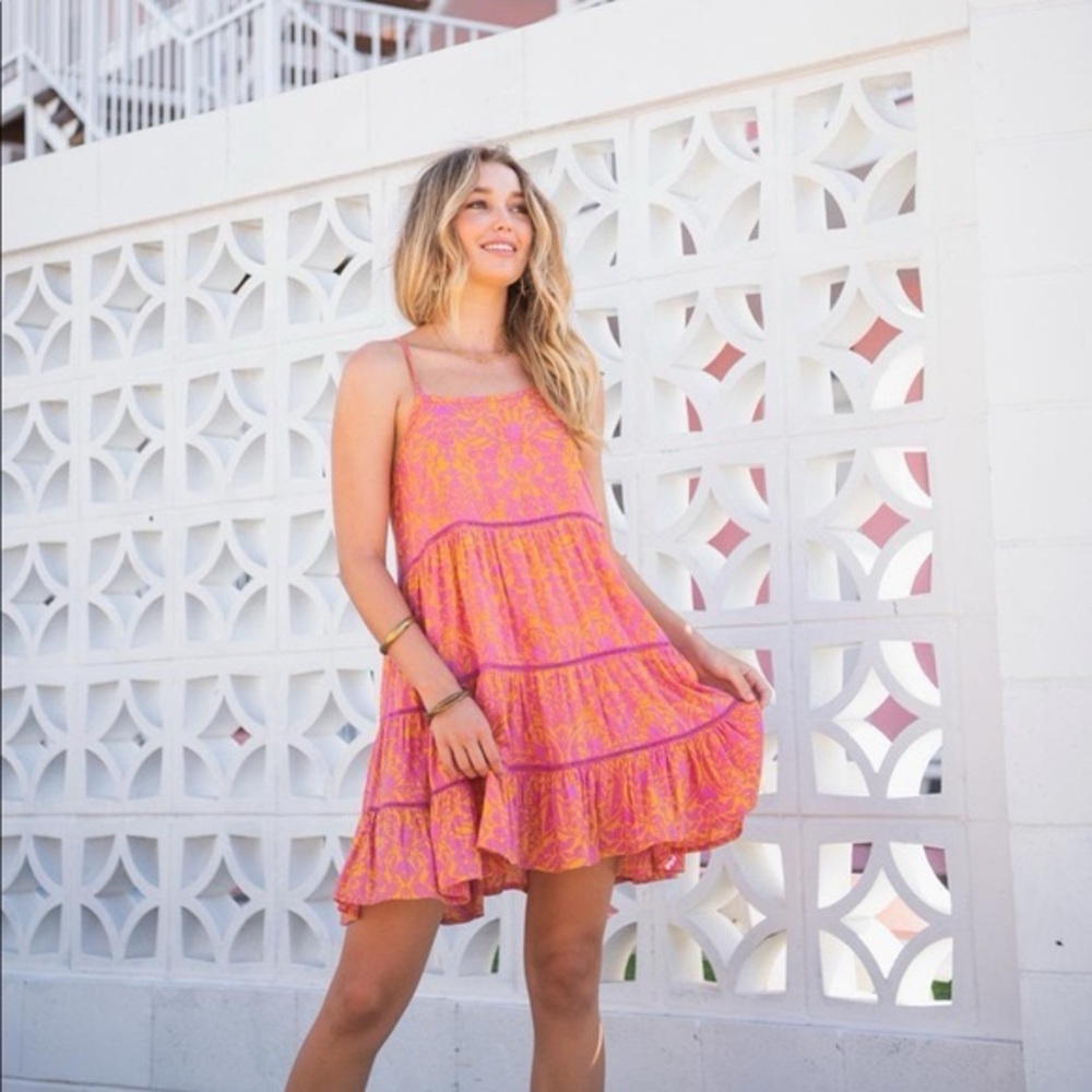 Nine Lives Bazaar Azalea Float On Dress